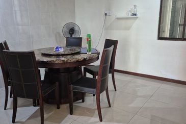 Taman Austin Heights