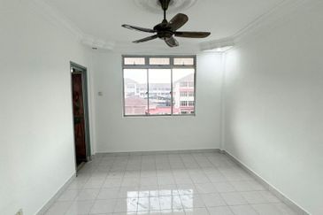 Sri Bayu Apartment
