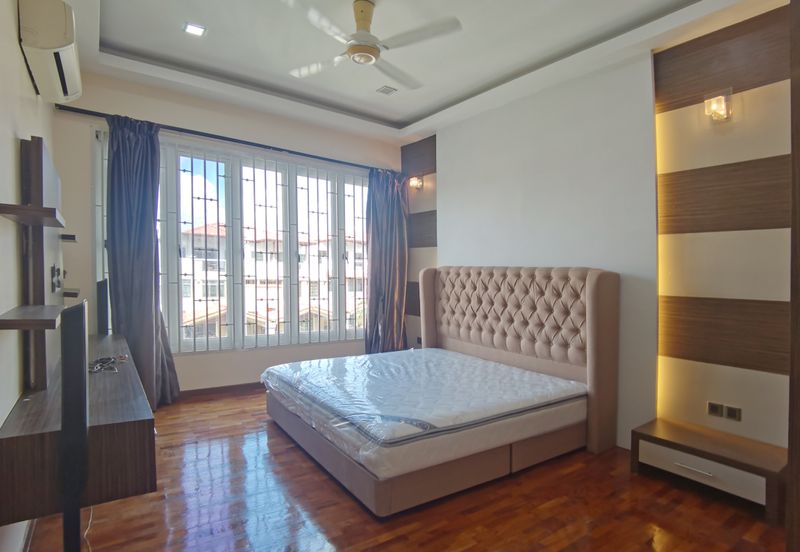 Jalan Sutera Pulai 2/8