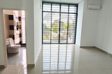 Austin Residence @Taman Mount Austin