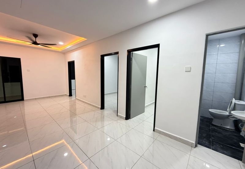 Pulai Utama Shop Apartment