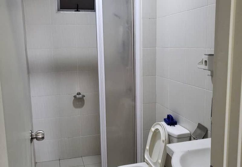 Meridin Bayvue Apartment