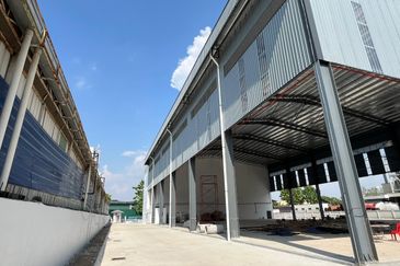 Bandar Puncak Alam, Taman Industri Alam Jaya @ 3 Storey Detached Factory 