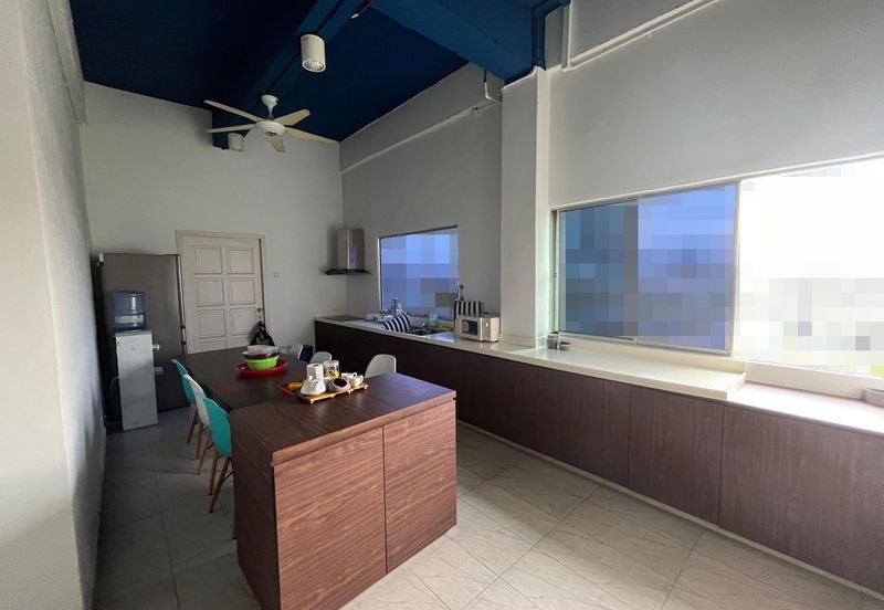 Tsi Business Industrial Park