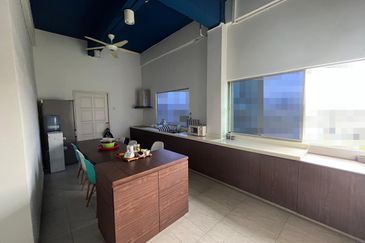 Tsi Business Industrial Park