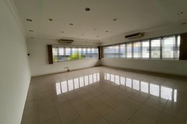 Tsi Business Industrial Park