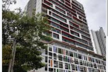 Henna Residence @ The Quartz