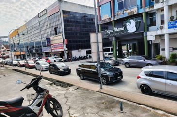 Jalan Bandar @ Taman Melawati