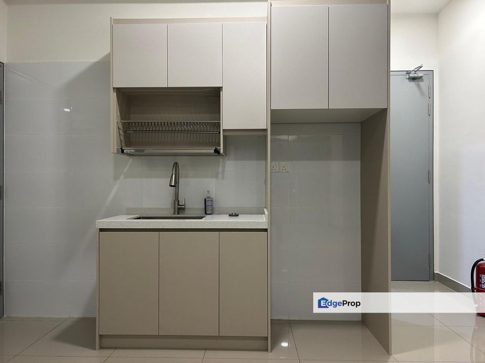 Partly Furnished Nice Deal Unit Dm For Quick Viewing, Selangor, Kayu Ara