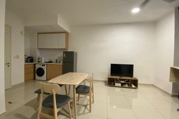 Paloma @ Tropicana Metropark