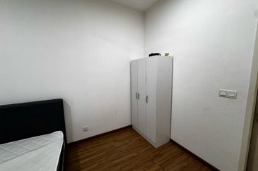 Paloma @ Tropicana Metropark