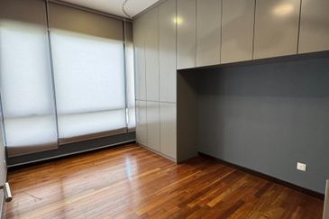 Paloma @ Tropicana Metropark