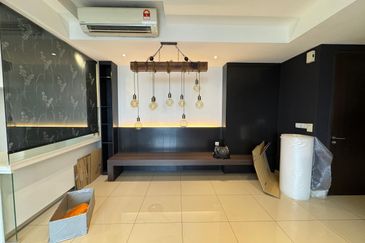 Paloma @ Tropicana Metropark