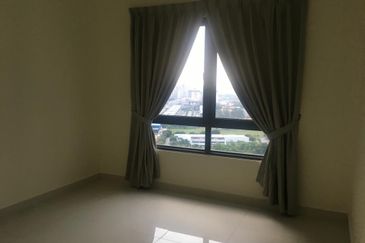 Pandora @ Tropicana Metropark