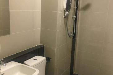 Pandora @ Tropicana Metropark