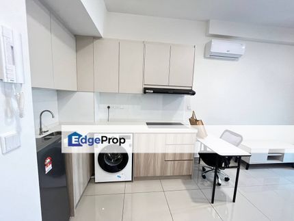 Nice Lakeview Renovated Built In Wardrobe Unit Many Unit On Hand, Selangor, Kelana Jaya