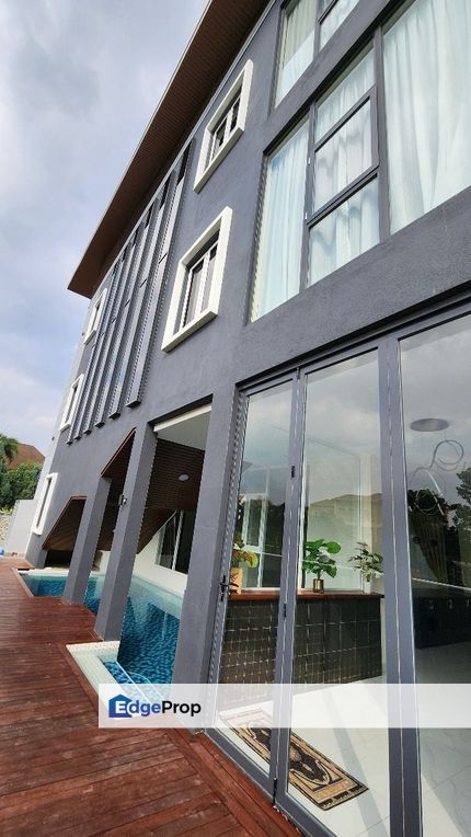 Partly Furnished Nice Renovated Unit Available, Selangor, Country Heights