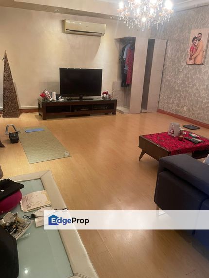 3 Storey Terrace in Jalan Sri Mawar 3 Bandar Utama 3000sqft, Selangor, Petaling Jaya