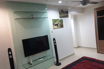 Royal Domain Sri Putramas II