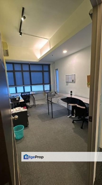 Kelana square ss7 cheapest fully furnished 5room office for rent good, Selangor, Petaling Jaya