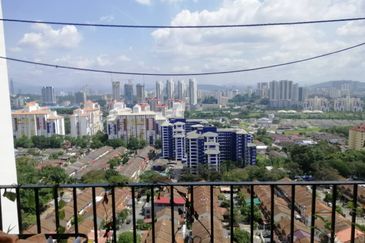 Nice view unit high floor unblock view @ pantai hillpark 2
