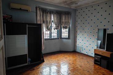 Taman Saujana Puchong