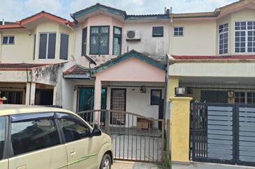 Taman Saujana Puchong