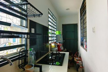 BANDAR AMANJAYA (ZON SEROJA)