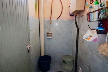 BANDAR AMANJAYA (ZON ANGGERIK)