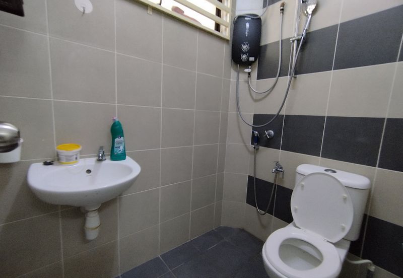 TAMAN BAYU INDERA, LUKUT