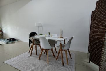 TAMAN BAYU INDERA, LUKUT