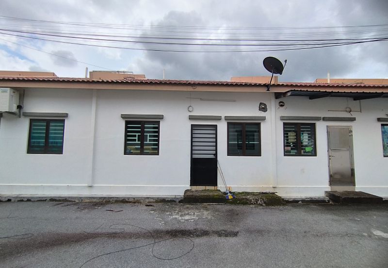 TAMAN BAYU INDERA, LUKUT