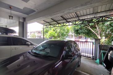 Taman Kiara Indah, Sikamat