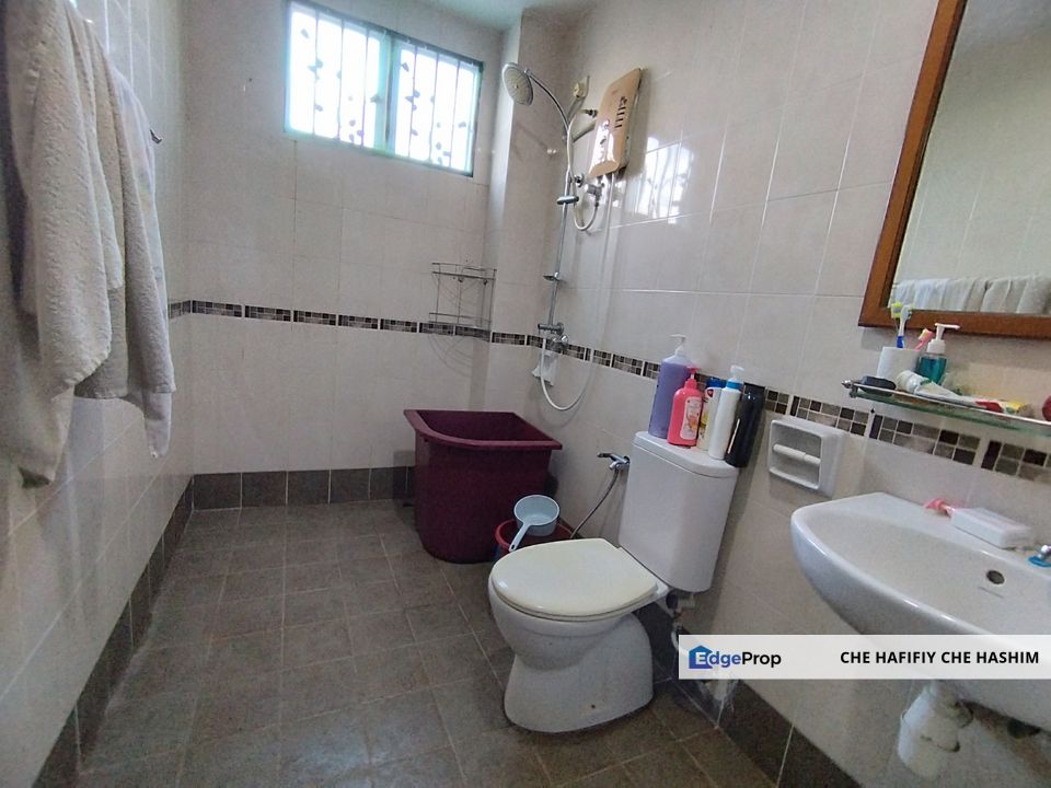 [Renovated | Extended] Double Storey Terrace @ Taman Kristal 2 Dengkil, Selangor, Dengkil