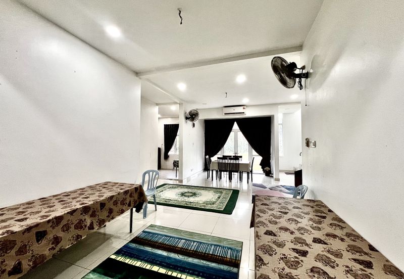 [Corner Lot] 2 Storey Bungalow @ Taman Anjung Ixora Bandar Baru Salak Tinggi Sepang 