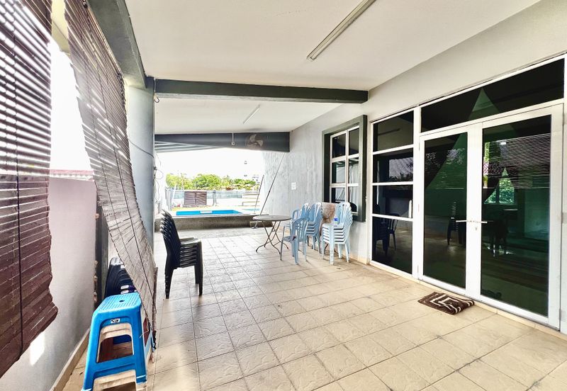 [Corner Lot] 2 Storey Bungalow @ Taman Anjung Ixora Bandar Baru Salak Tinggi Sepang 