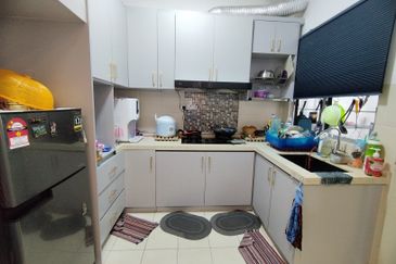 Safira Apartment, Seremban 2