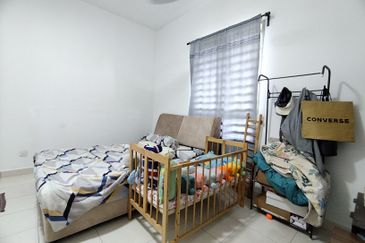 Safira Apartment, Seremban 2