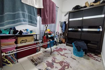 Safira Apartment, Seremban 2