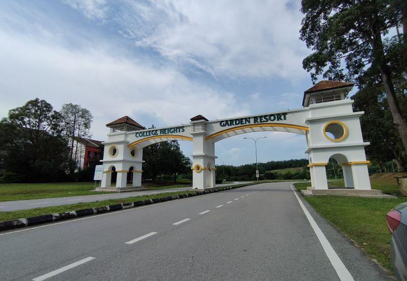 College Heights Garden Resort