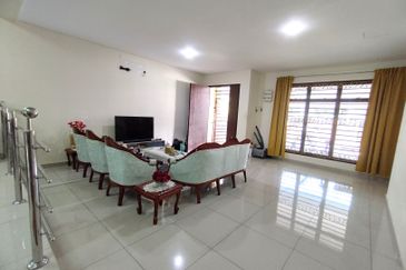 Perdana College Heights