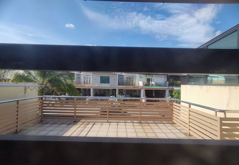 Perdana College Heights