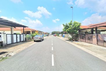 [Jalan Kebun] Single Storey Semi-D Taman Universiti @ Seksyen 30 Shah Alam