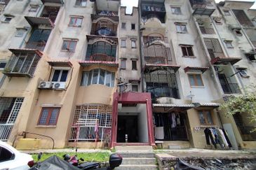 Taman Pinggiran Delima