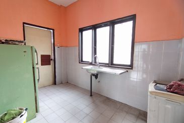 Taman Pinggiran Delima