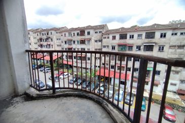 Taman Pinggiran Delima