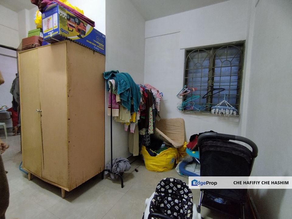 [Groundfloor] Flat Taman Semarak 2 @ Nilai, Negeri Sembilan, Nilai