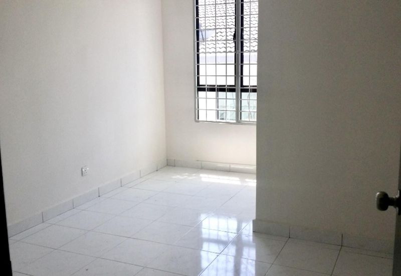 [MURAH] 2 Storey Terrace Taman Parklands @ Beranang Semenyih