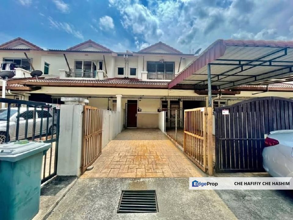 [Upper Floor] Townhouse Bayu Parkville @ Tmn Balakong Jaya , Selangor, Balakong