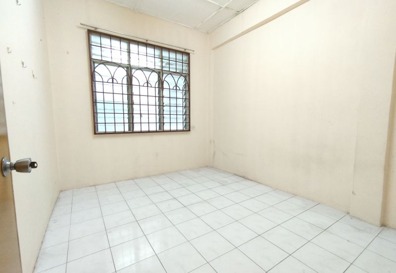 [Extended | Renovated] 2 Storey Terrace @ Taman Sri Damar Mantin